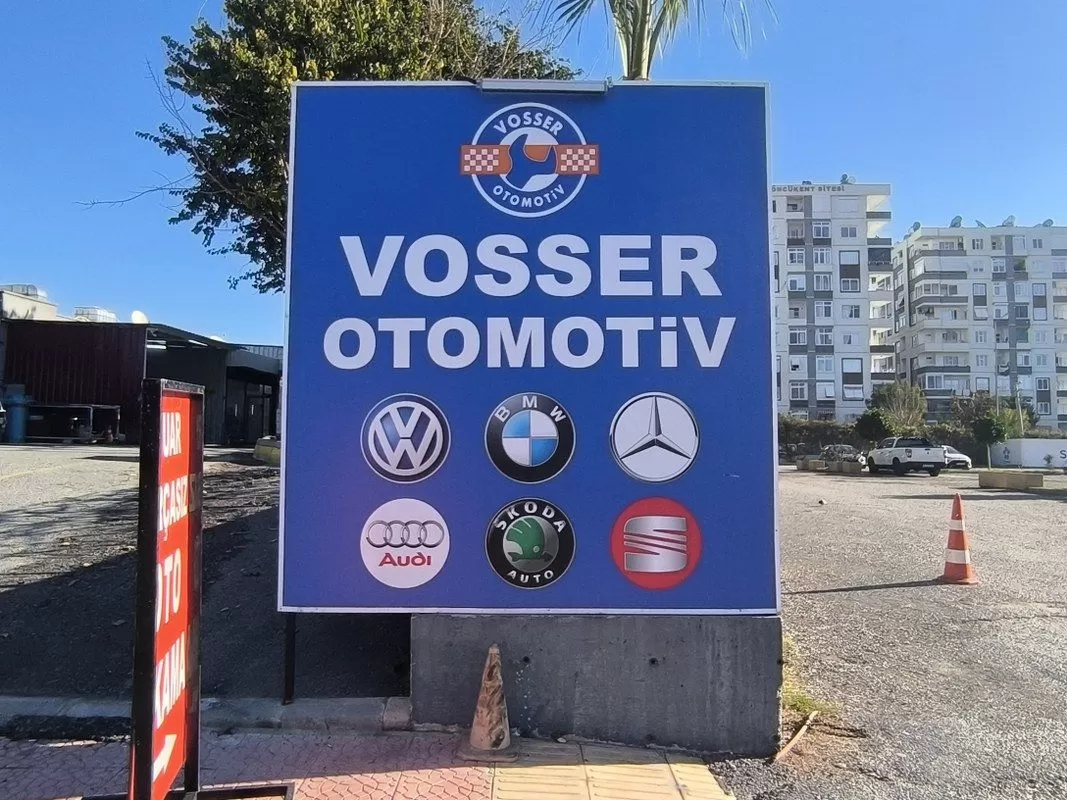 Zengin Oto Resimler